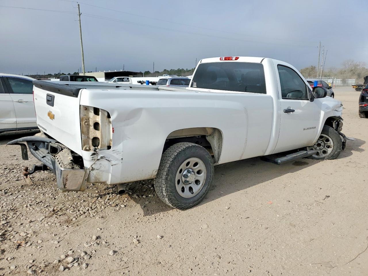 2013 Chevrolet Silverado C1500 - Фото 3