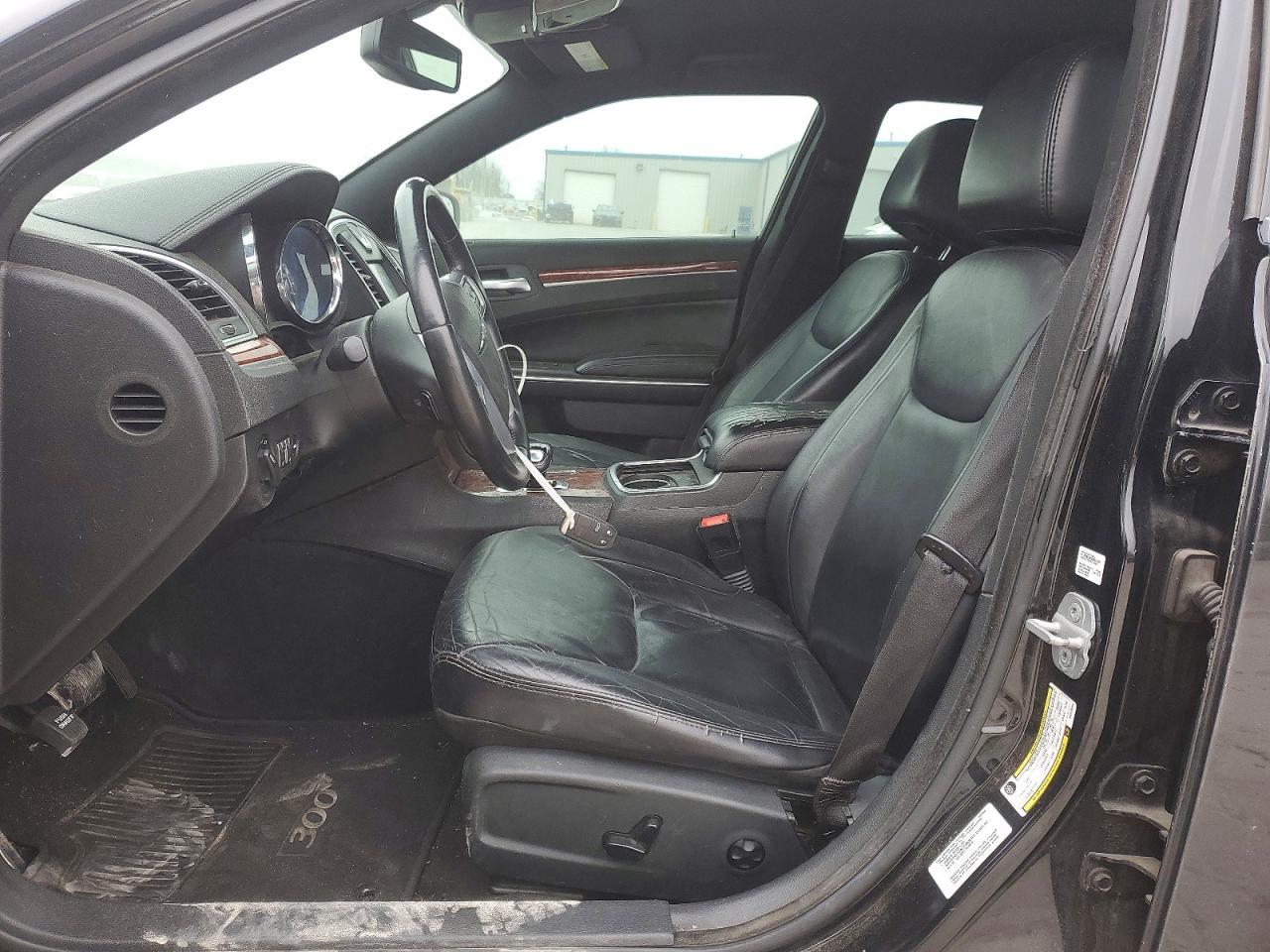 2013 Chrysler 300 - Фото 7