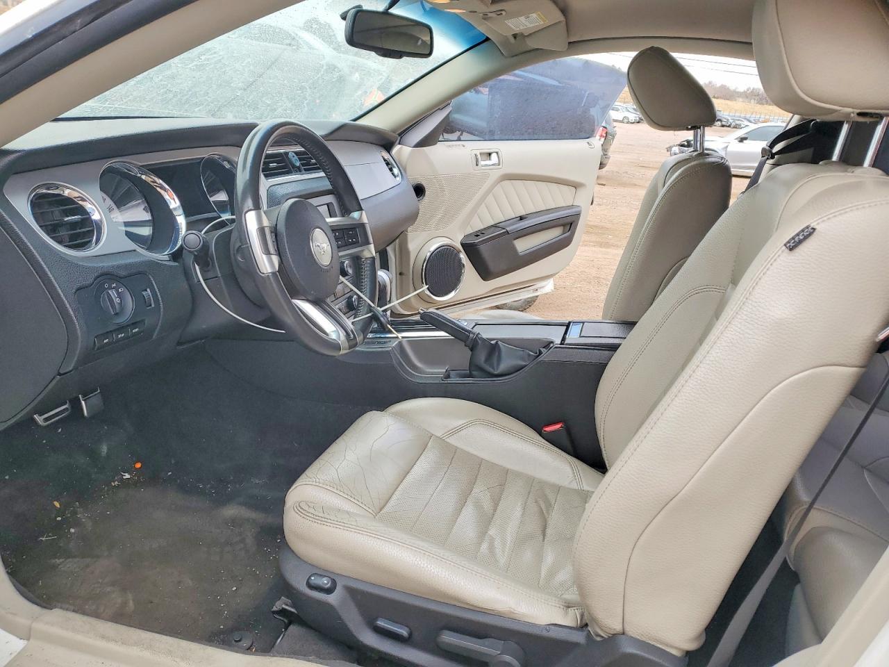 2011 Ford Mustang - Фото 7