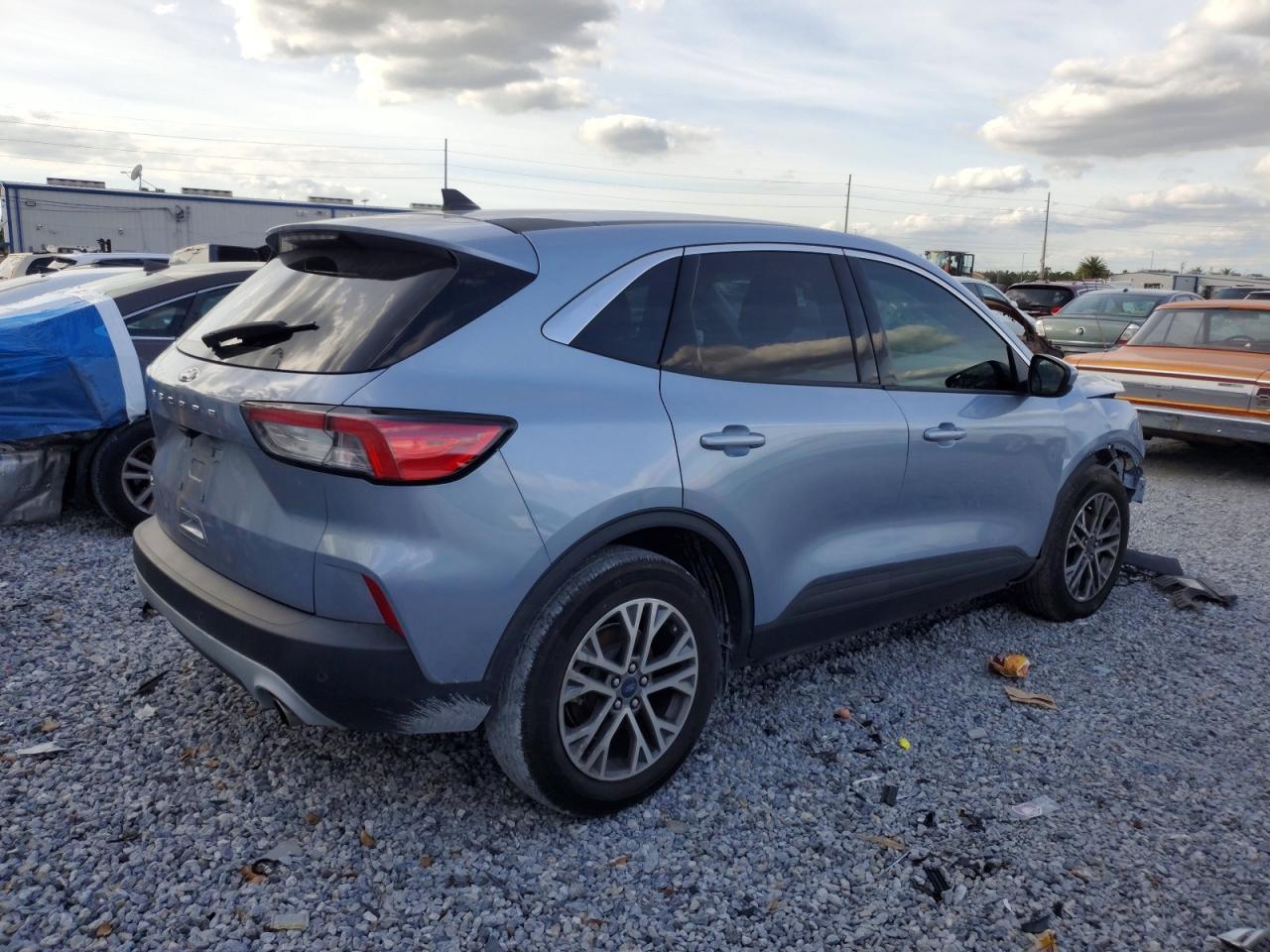 2022 Ford Escape Sel - Image 3