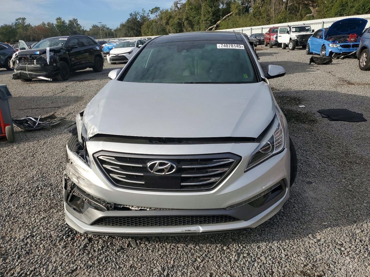 2017 Hyundai Sonata Limited 2.0T - Фото 5