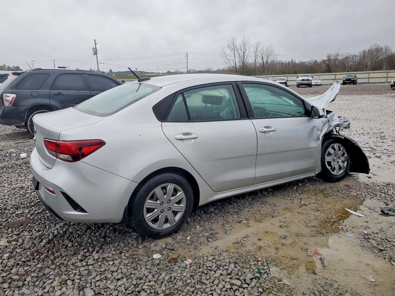2021 Kia Rio Lx - Фото 3