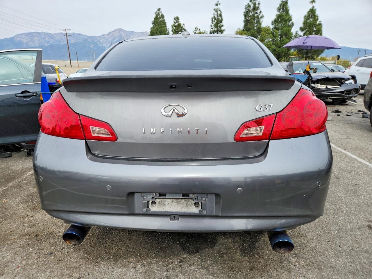2010 Infiniti G37 Base - Фото 6