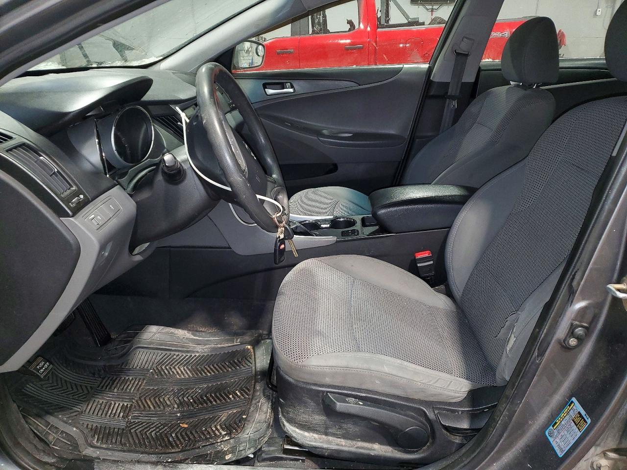 2011 Hyundai Sonata Gls - Image 7
