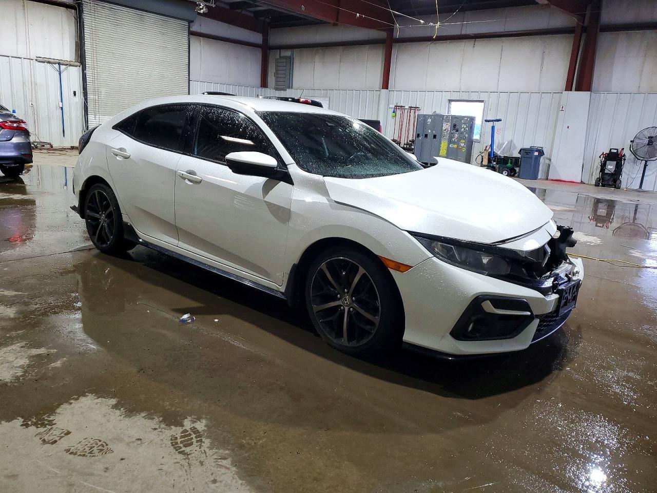 2020 Honda Civic Sport - Image 4