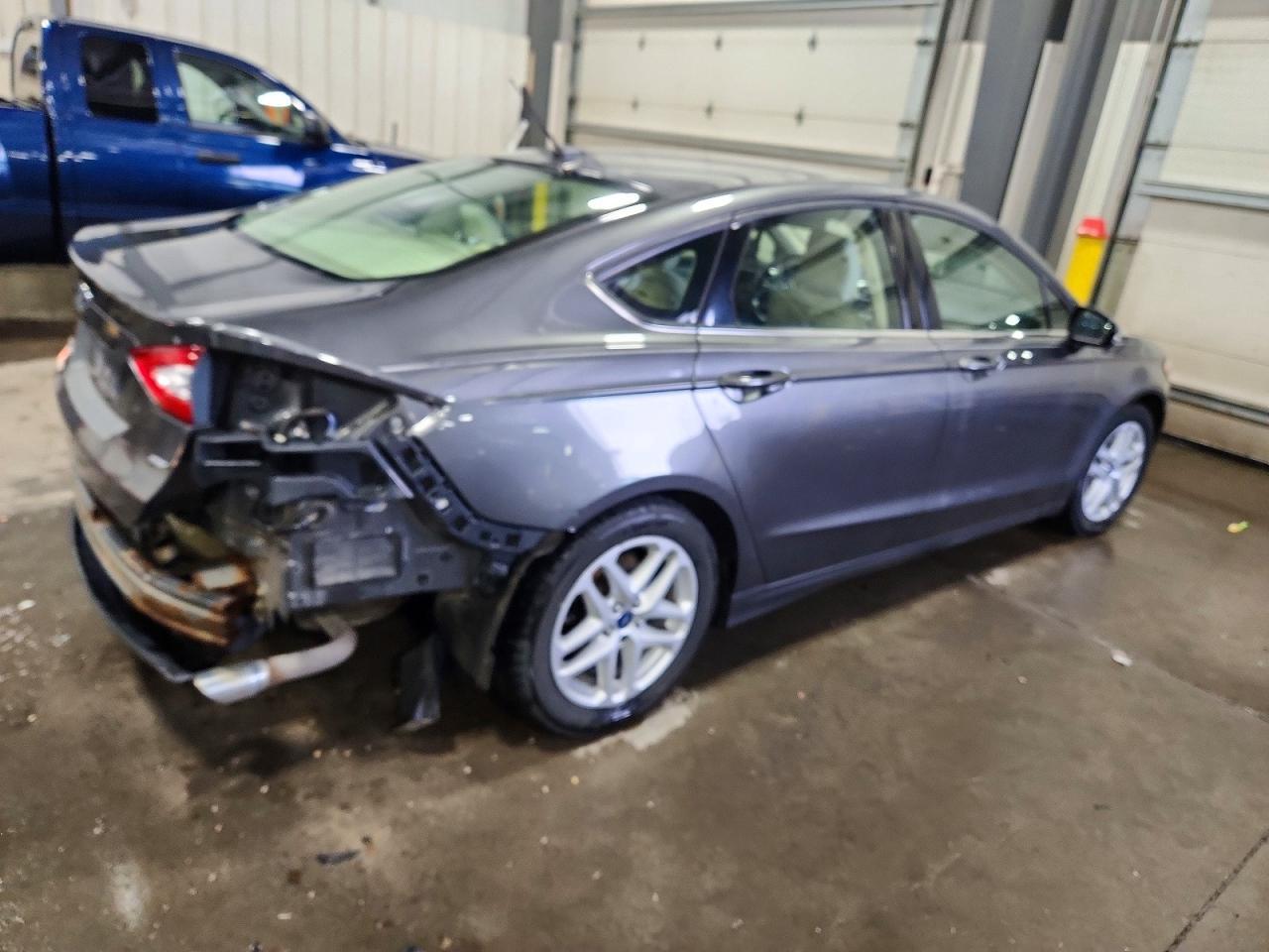 2015 Ford Fusion Se - Фото 3