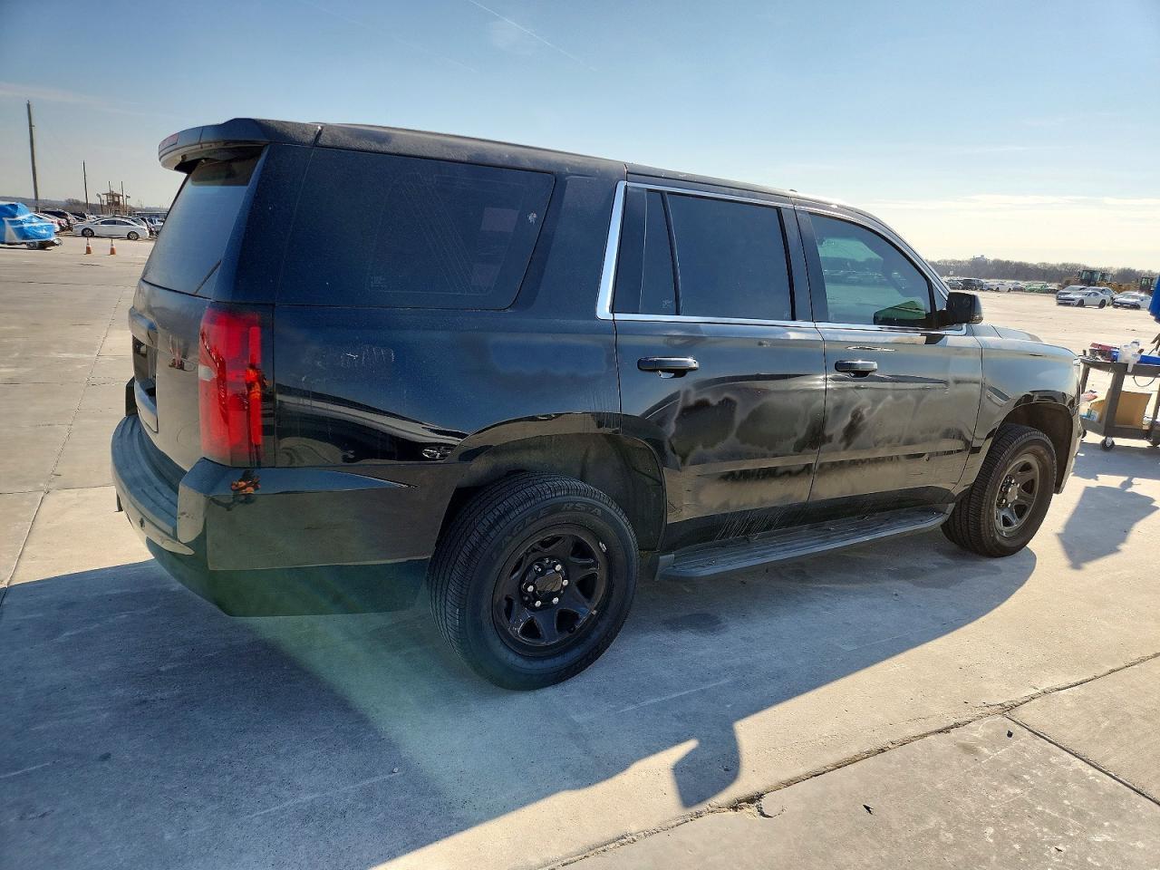 2017 Chevrolet Tahoe Police - Image 3