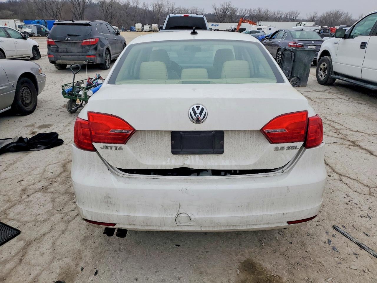 2011 Volkswagen Jetta - Фото 6