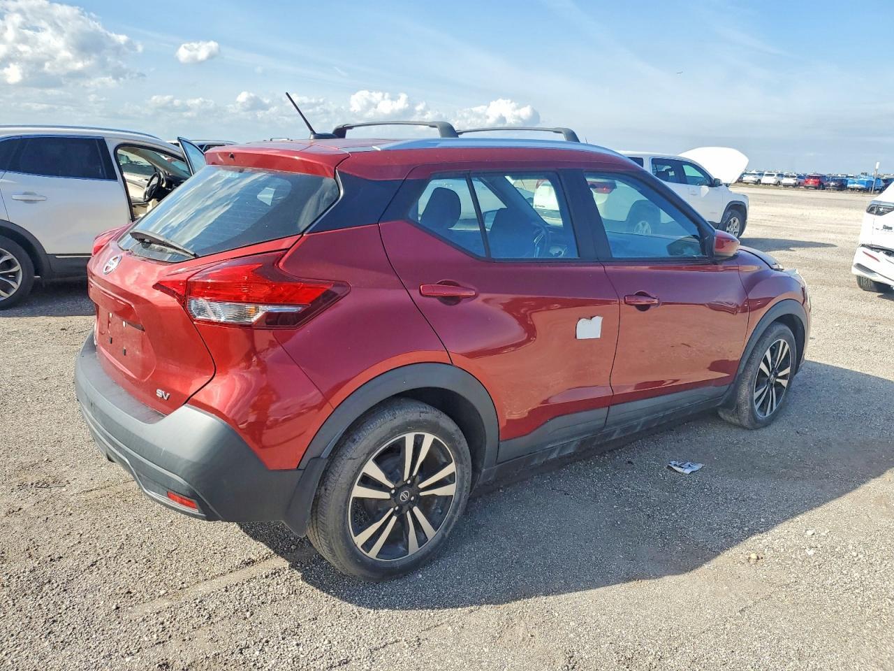 2018 Nissan Kicks S - Фото 3