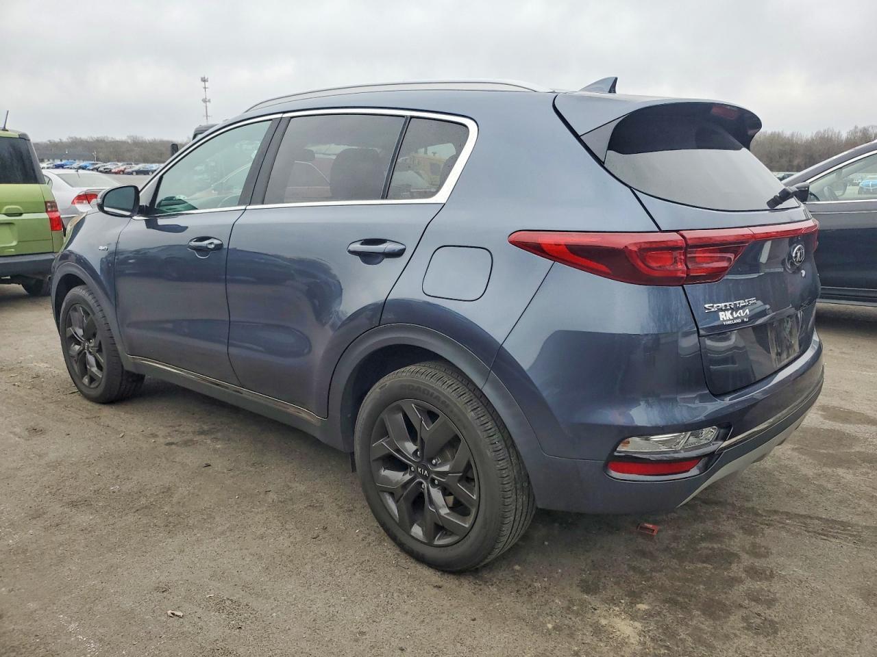 2020 Kia Sportage S - Image 2
