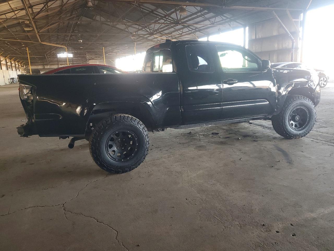 2016 Toyota Tacoma Access Cab - Фото 3