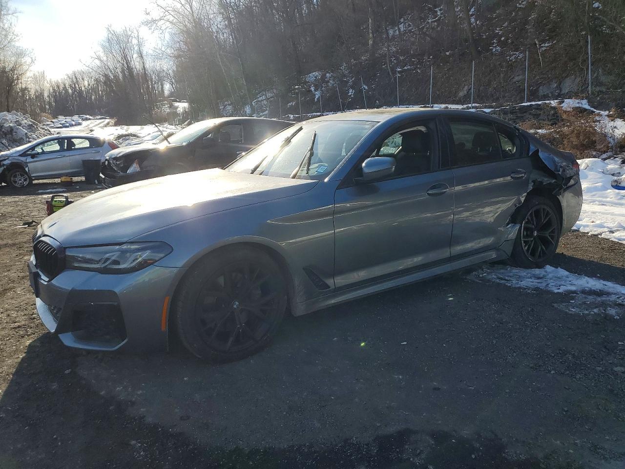 2022 BMW 530 Xi