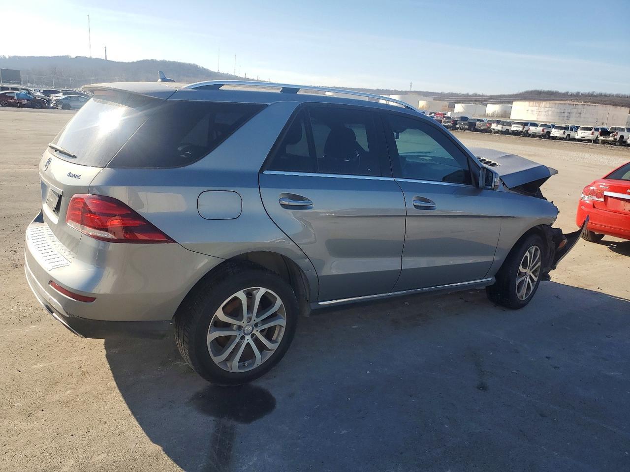 2016 Mercedes-Benz Gle 350 4Matic - Фото 3