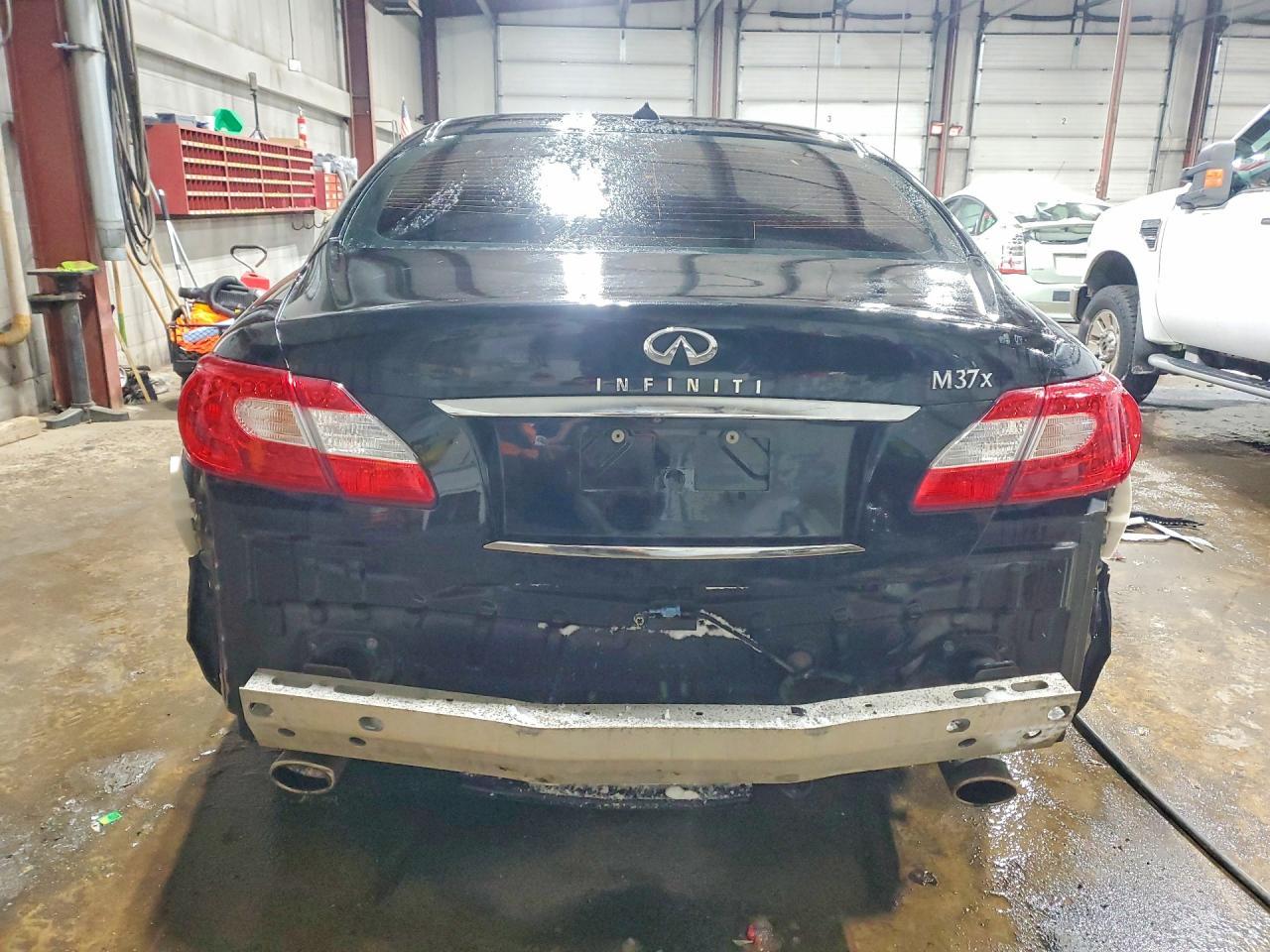 2013 Infiniti M37 X - Фото 6