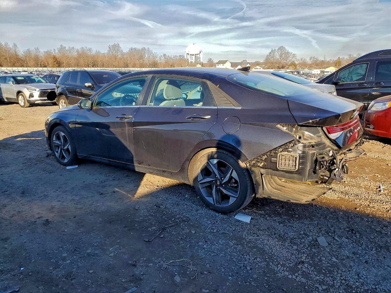 2021 Hyundai Elantra Limited - Image 2