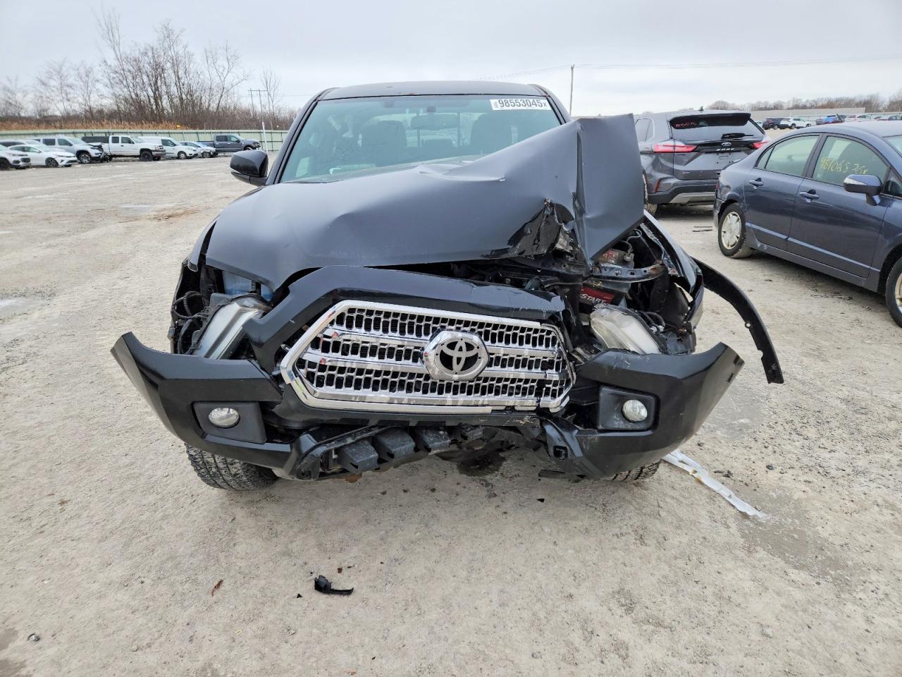 2017 Toyota Tacoma Double Cab - Image 5