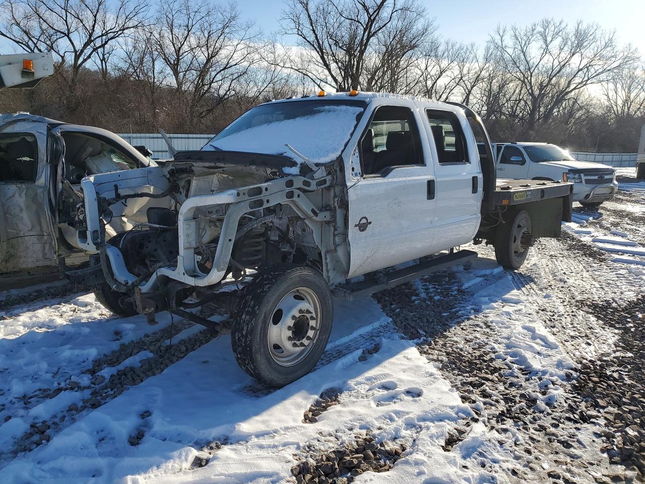2016 Ford F450 Super Duty Flatbed Truck