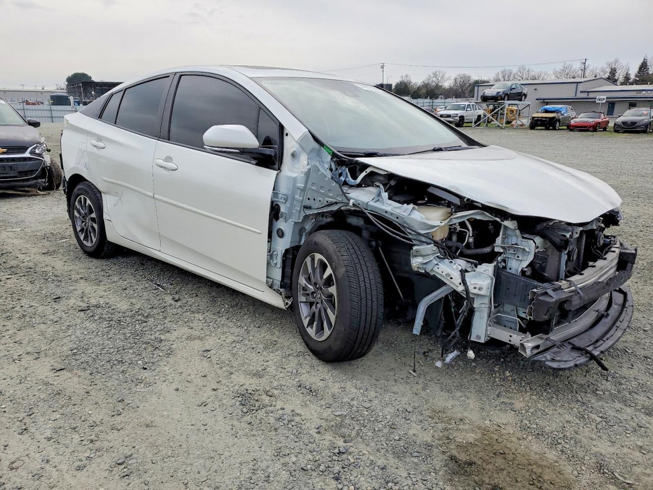 2020 Toyota Prius L - Фото 4