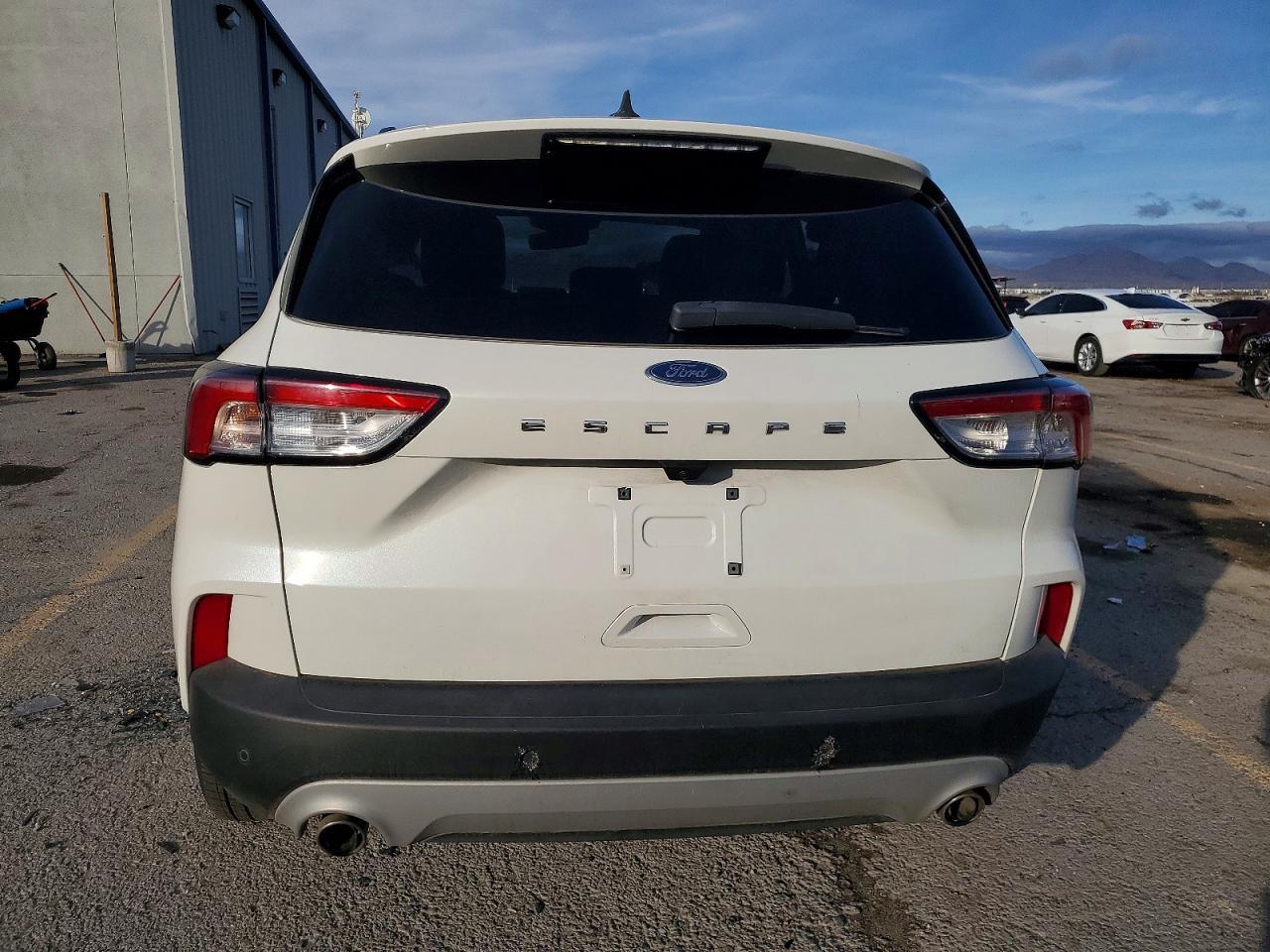 2020 Ford Escape Titanium - Image 6
