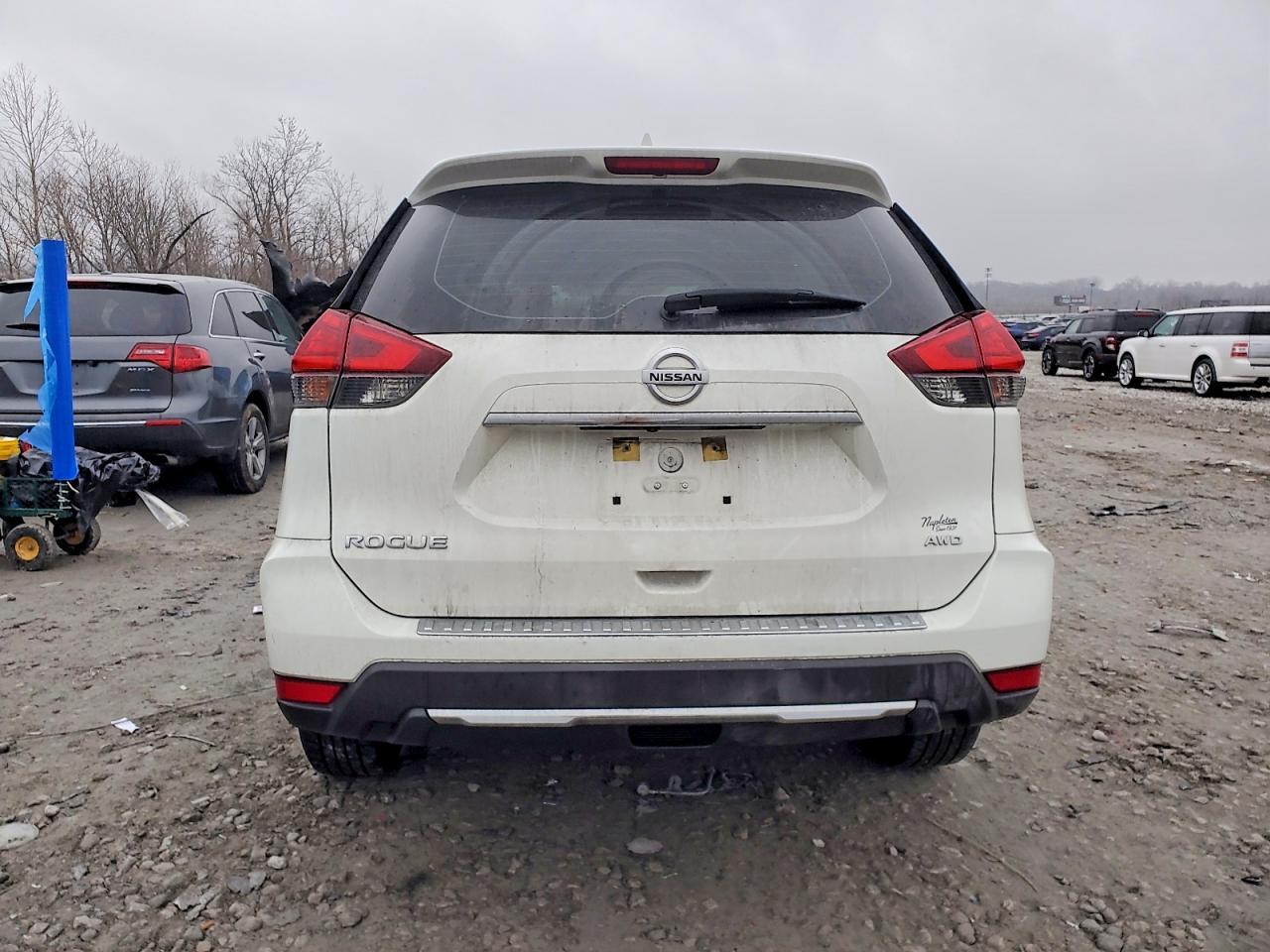 2017 Nissan Rogue S - Фото 6