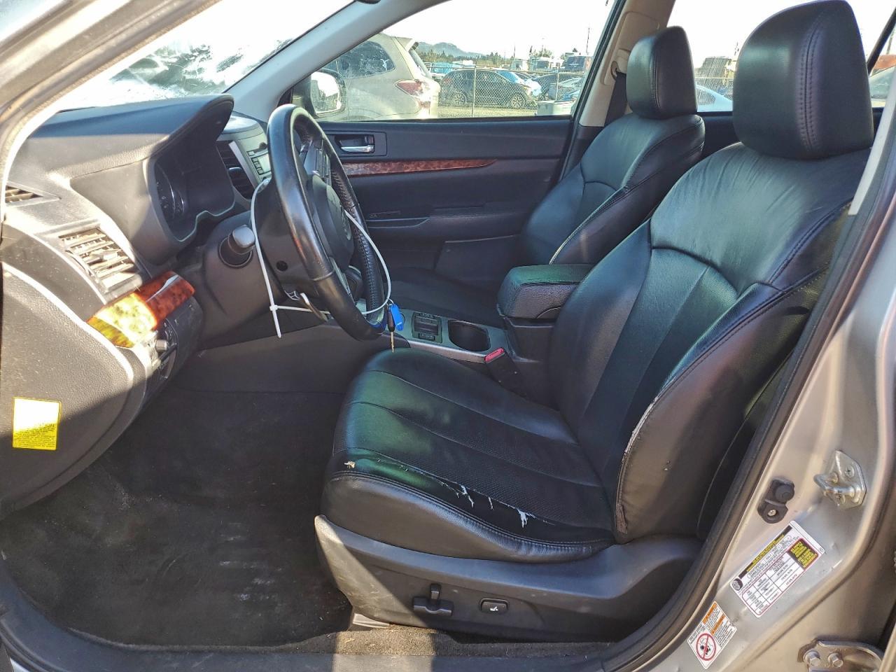 2011 Subaru Outback 2.5I Limited - Фото 7