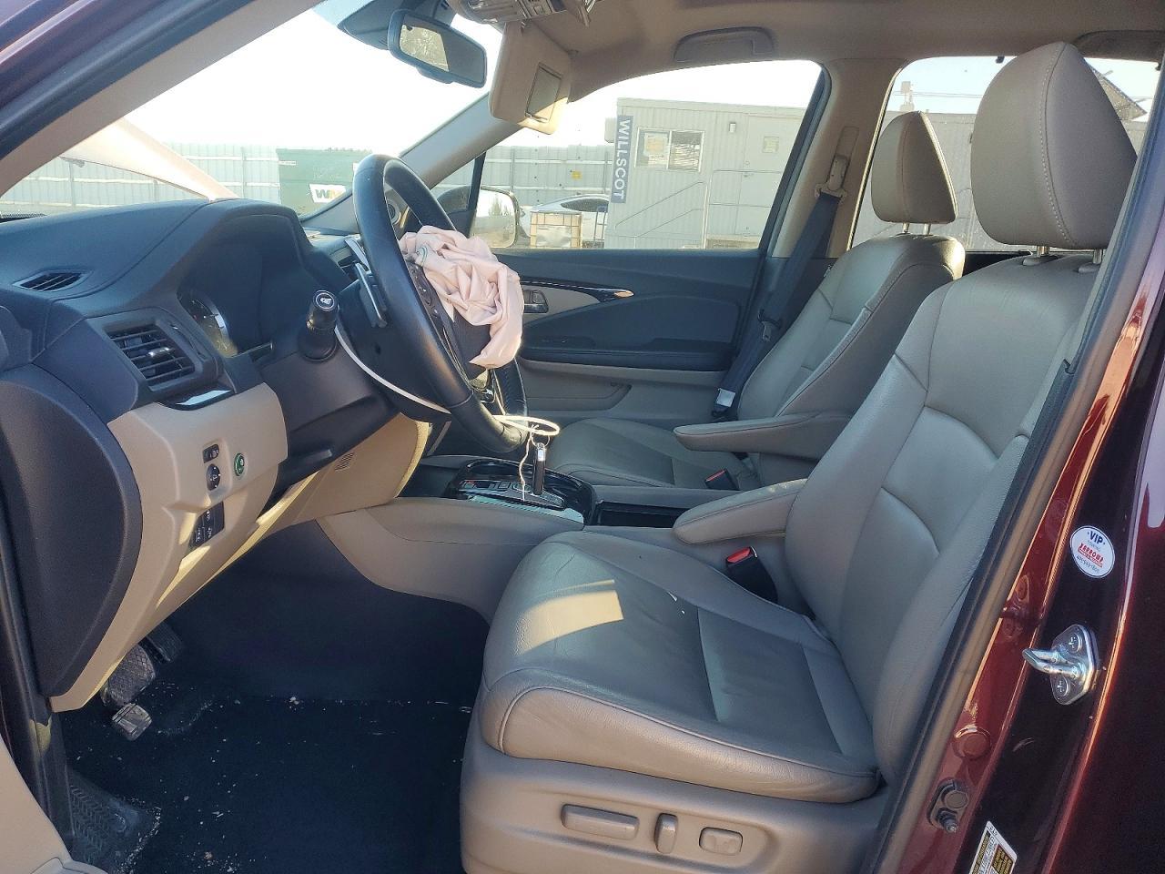 2016 Honda Pilot Touring - Image 7