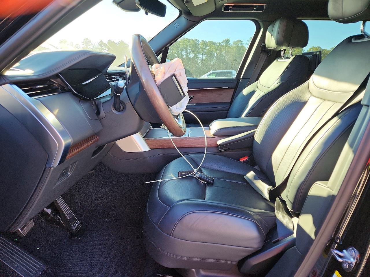 2024 Land Rover Range Rover Autobiography - Image 7