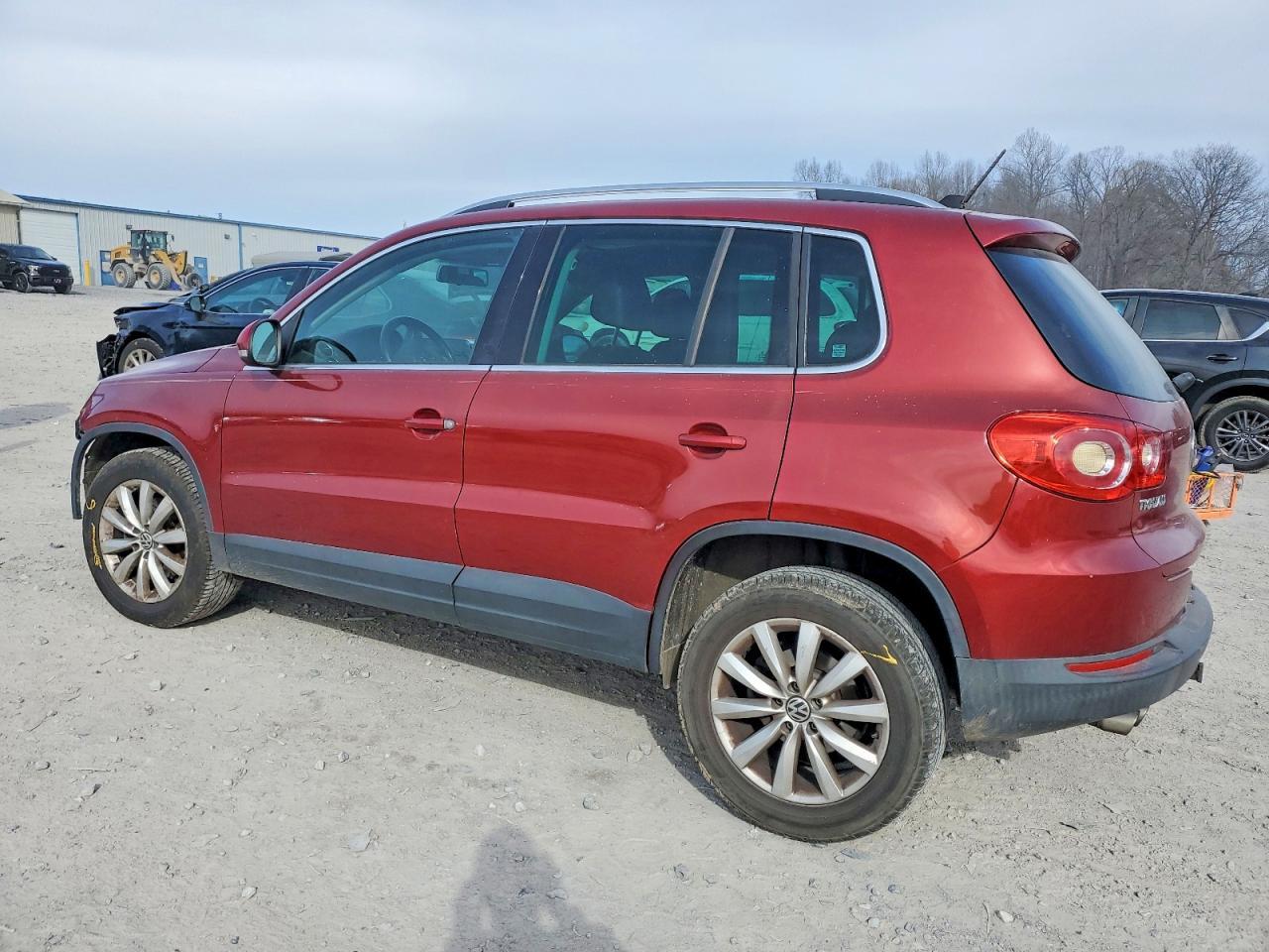 2011 Volkswagen Tiguan S - Image 2