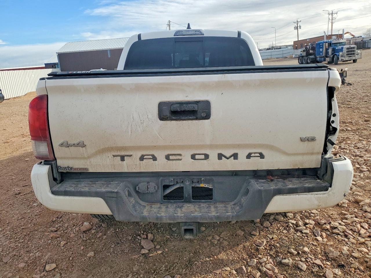 2022 Toyota Tacoma - Фото 6