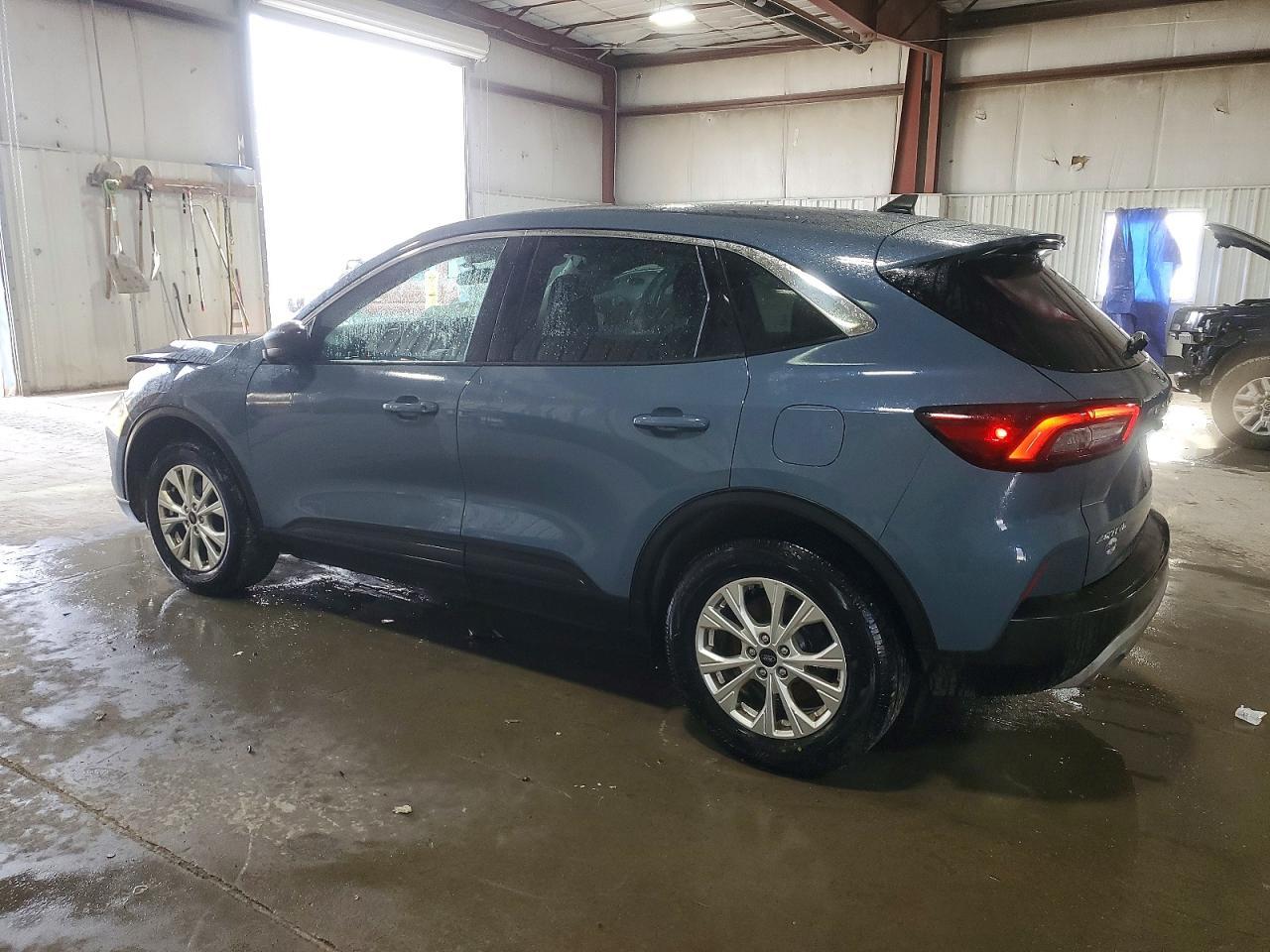 2023 Ford Escape Active - Фото 2