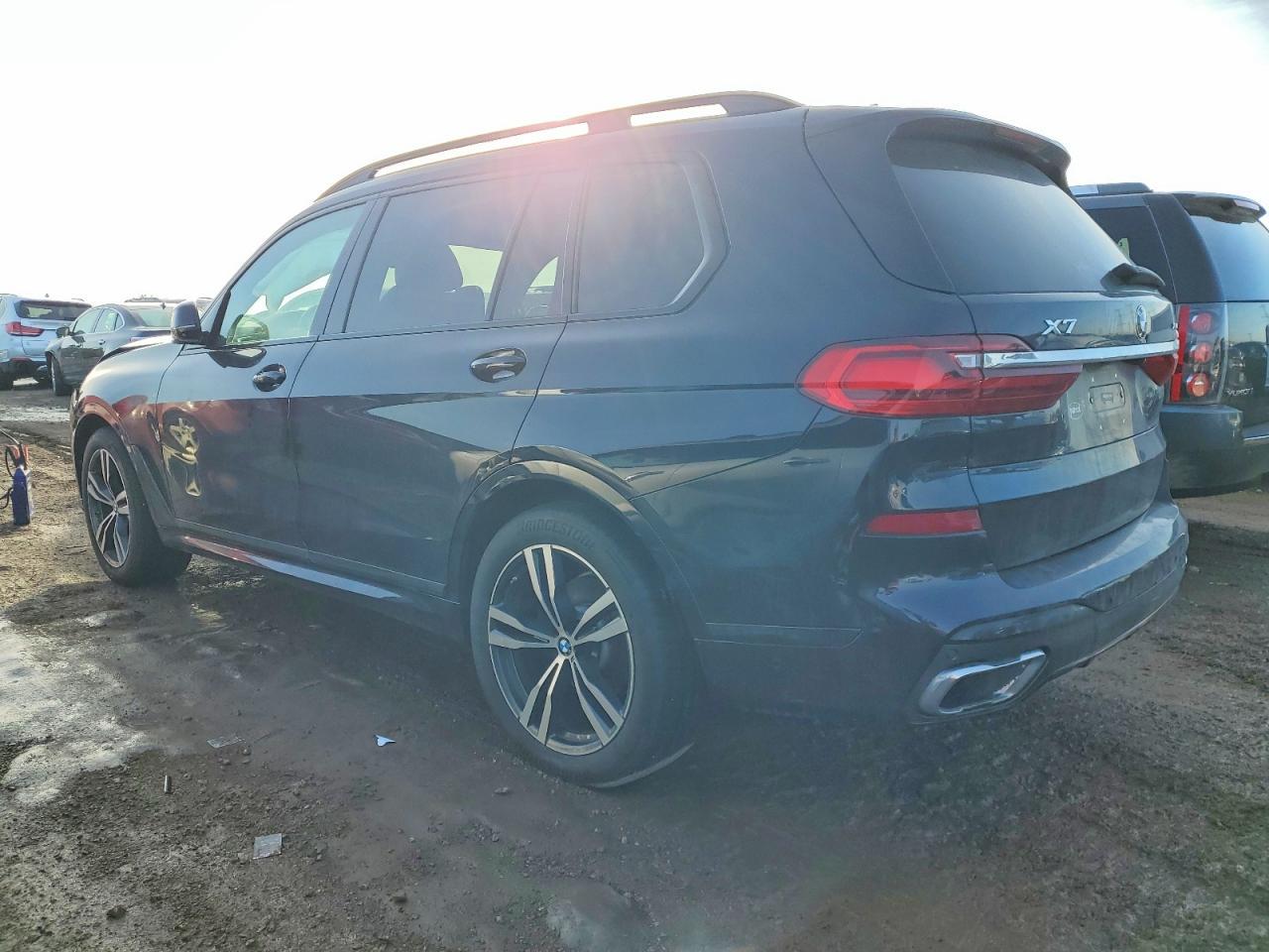 2019 BMW X7 xDrive40I - Image 2
