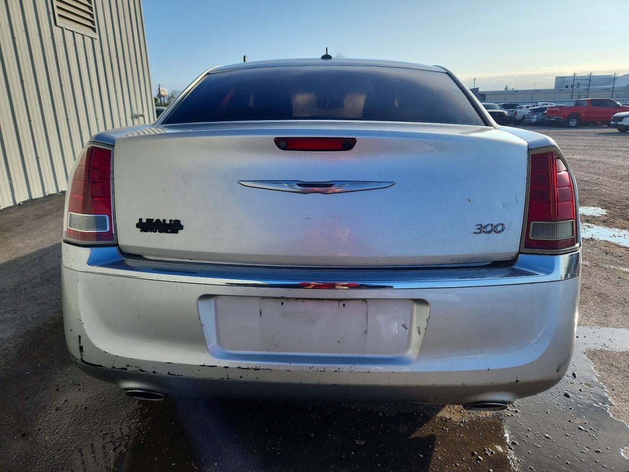 2012 Chrysler 300 Limited - Фото 6