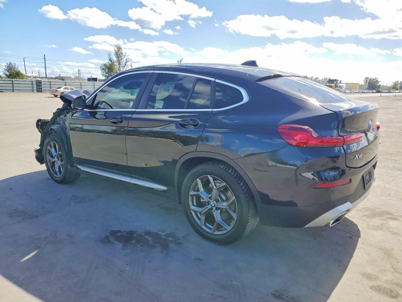 2024 BMW X4 xDrive30I - Фото 2