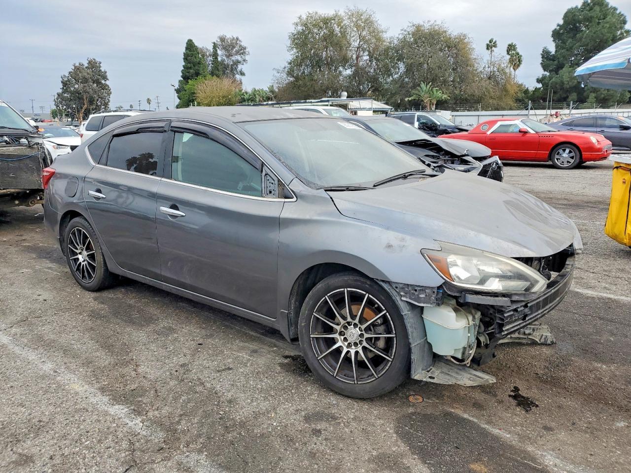 2016 Nissan Sentra S - Фото 4
