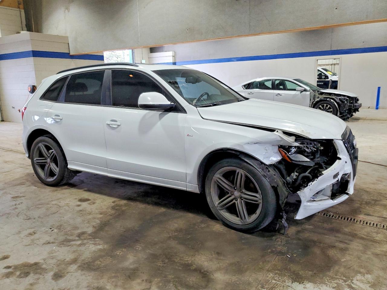 2012 Audi Q5 Premium Plus - Фото 4