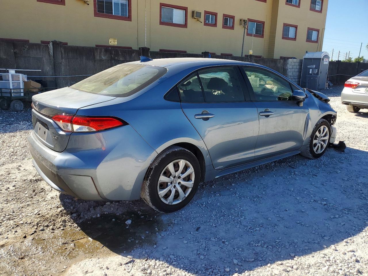 2020 Toyota Corolla Le - Фото 3