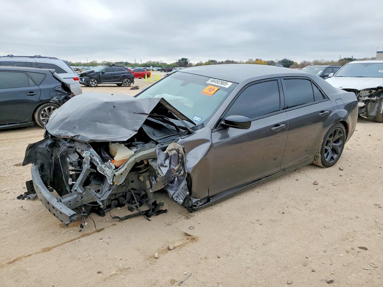 2023 Chrysler 300 Touring