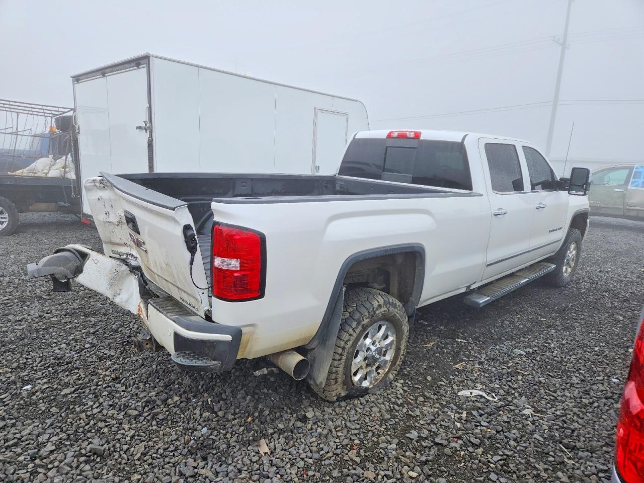 2019 GMC Sierra K3500 Denali - Image 3