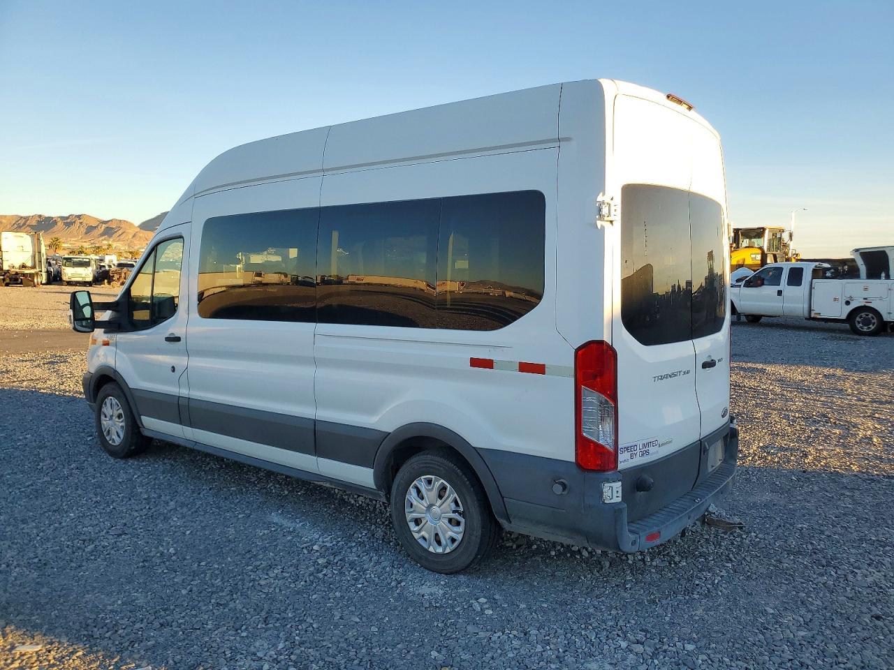 2017 Ford Transit T-350 - Фото 3
