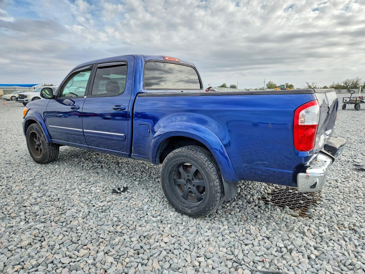 2006 Toyota Tundra Double Cab Sr5 - Image 2