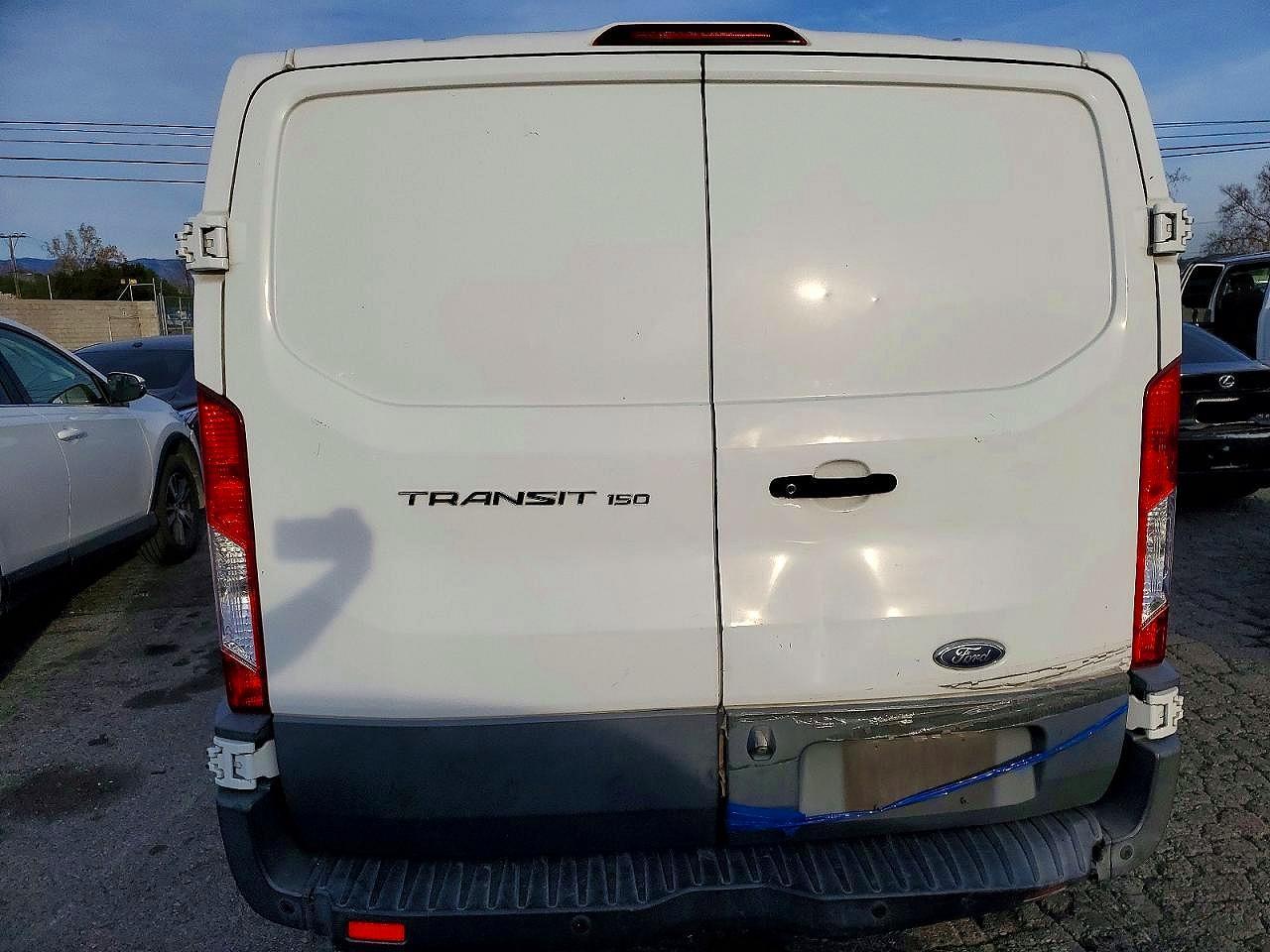2018 Ford Transit 150 Delivery Van - Фото 6