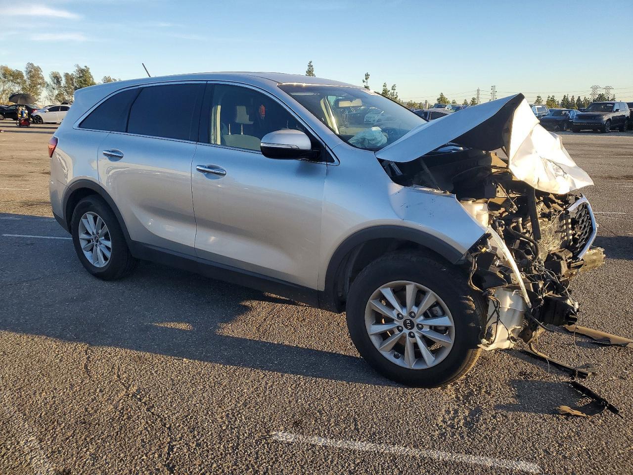 2019 Kia Sorento L - Фото 4