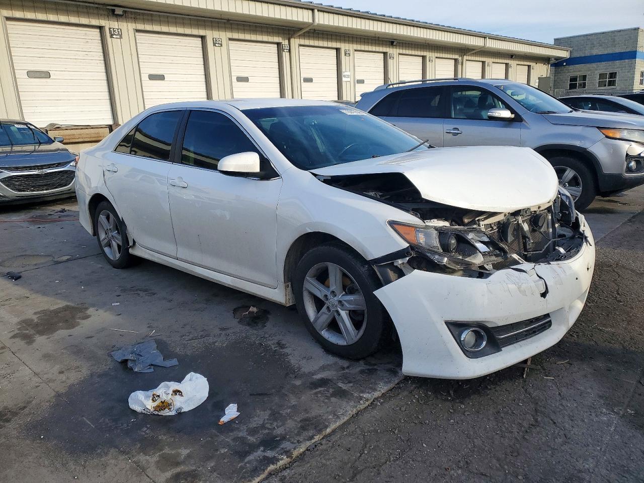 2014 Toyota Camry - Image 4