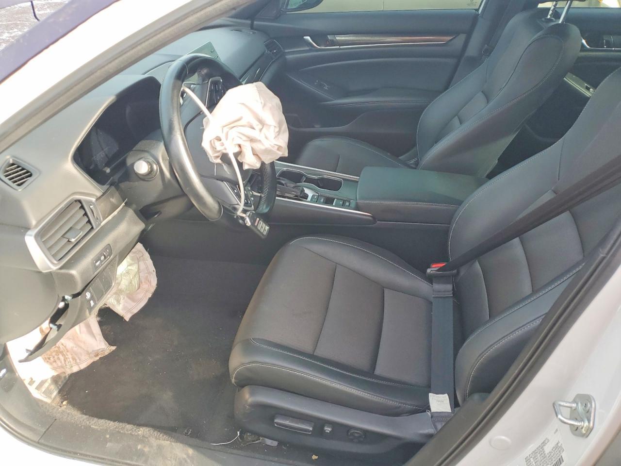 2022 Honda Accord Sport - Image 7