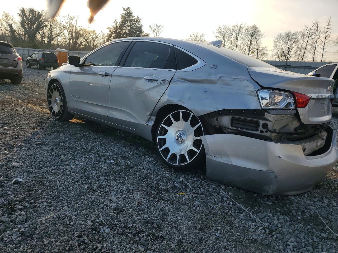 2019 Chevrolet Impala Lt - Image 2