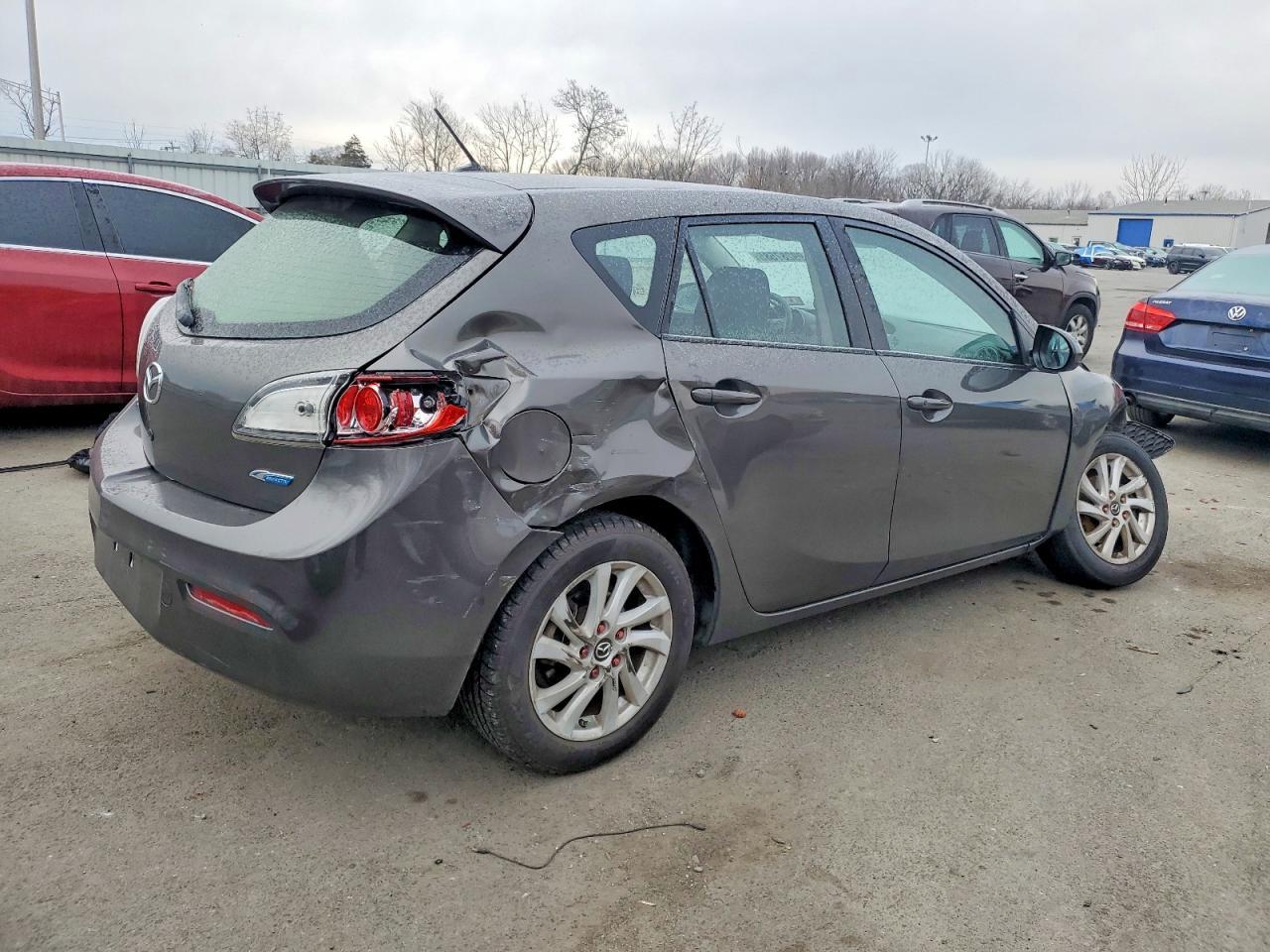 2013 Mazda 3 I - Фото 3