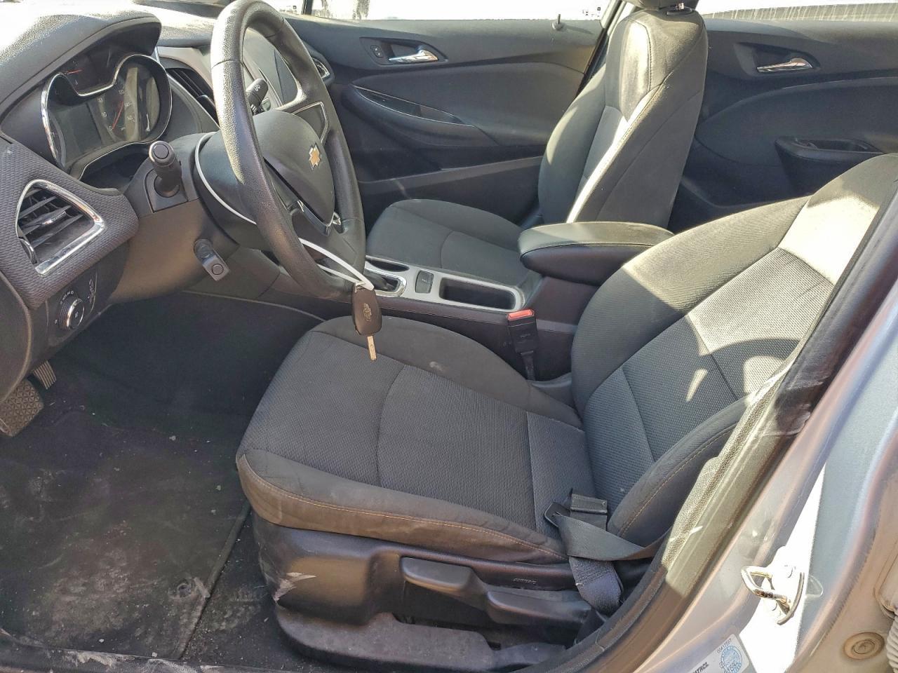 2018 Chevrolet Cruze Ls - Фото 7