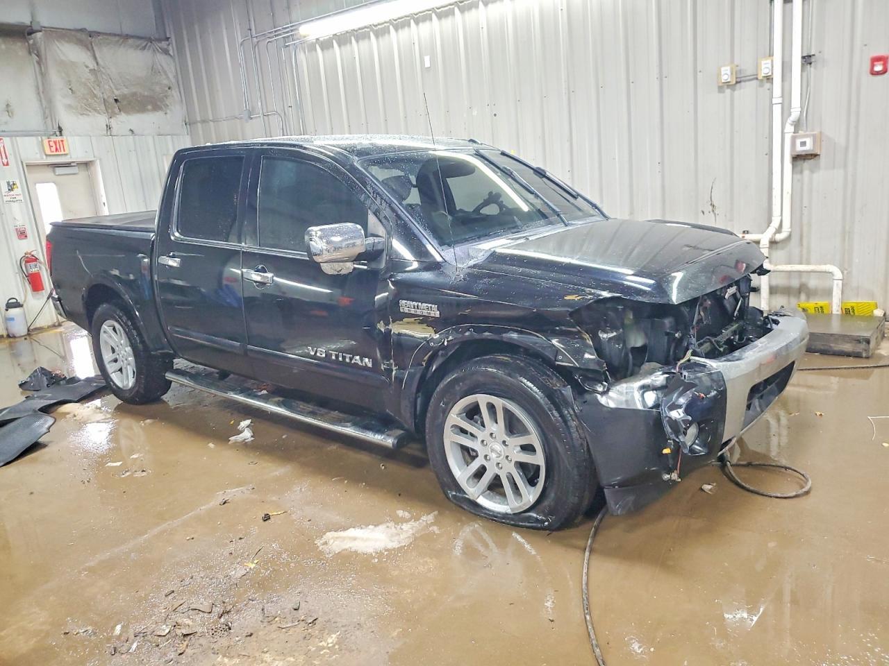 2015 Nissan Titan S - Фото 4