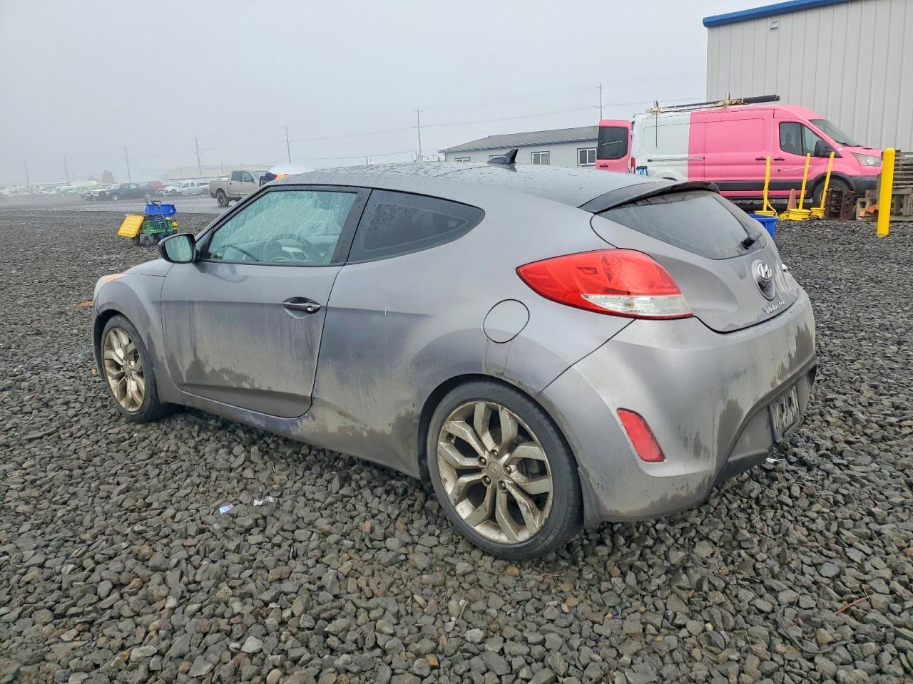 2012 Hyundai Veloster Base - Image 2