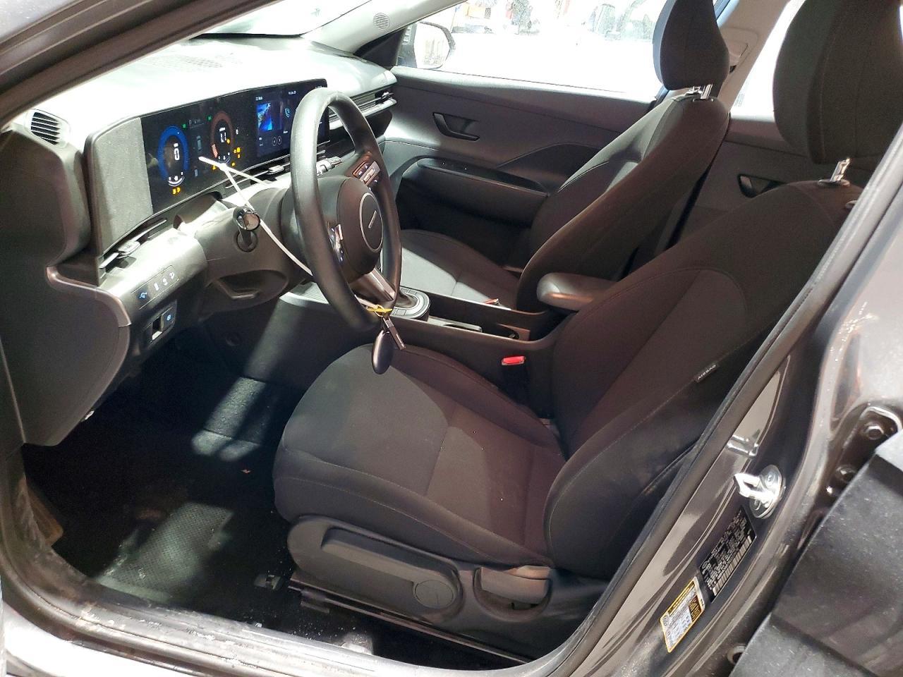 2025 Hyundai Kona Se - Image 7